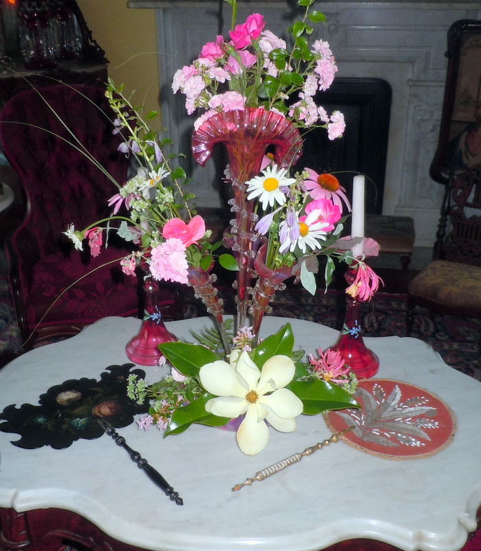 My Old Historic House Victorian Epergne Pronounced Epurn.