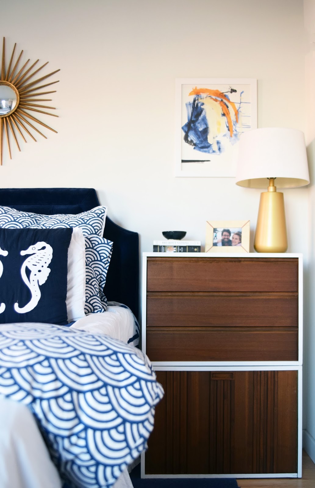 Sourcing Vintage Furniture for the Bedroom - C'est Bien by Heather Bien, image size:1033x1600