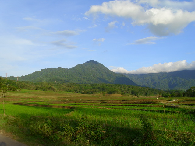 Gunung TIlu