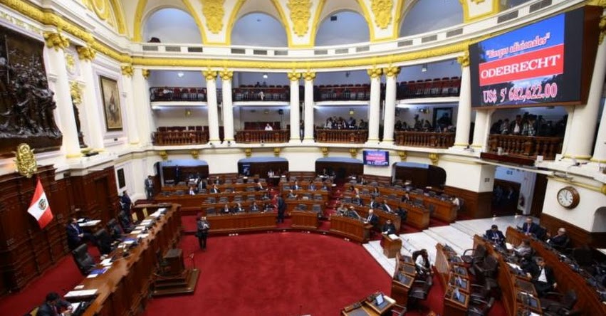 Congresistas ya no recibirán aguinaldo de navidad 2018, según ellos para «tranquilizar la desazón existente en la población», informó la Mesa Directiva del Congreso Congresistas ya no recibirán aguinaldo de navidad 2018, según ellos para «tranquilizar la desazón existente en la población», informó la Mesa Directiva del Congreso