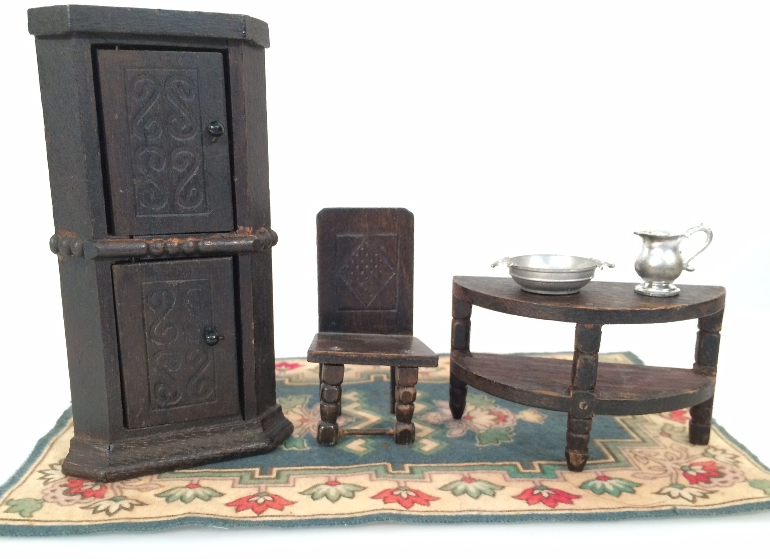 My Vintage Dollhouses Barton Tudor furniture in a 1934 Triang No. 24
