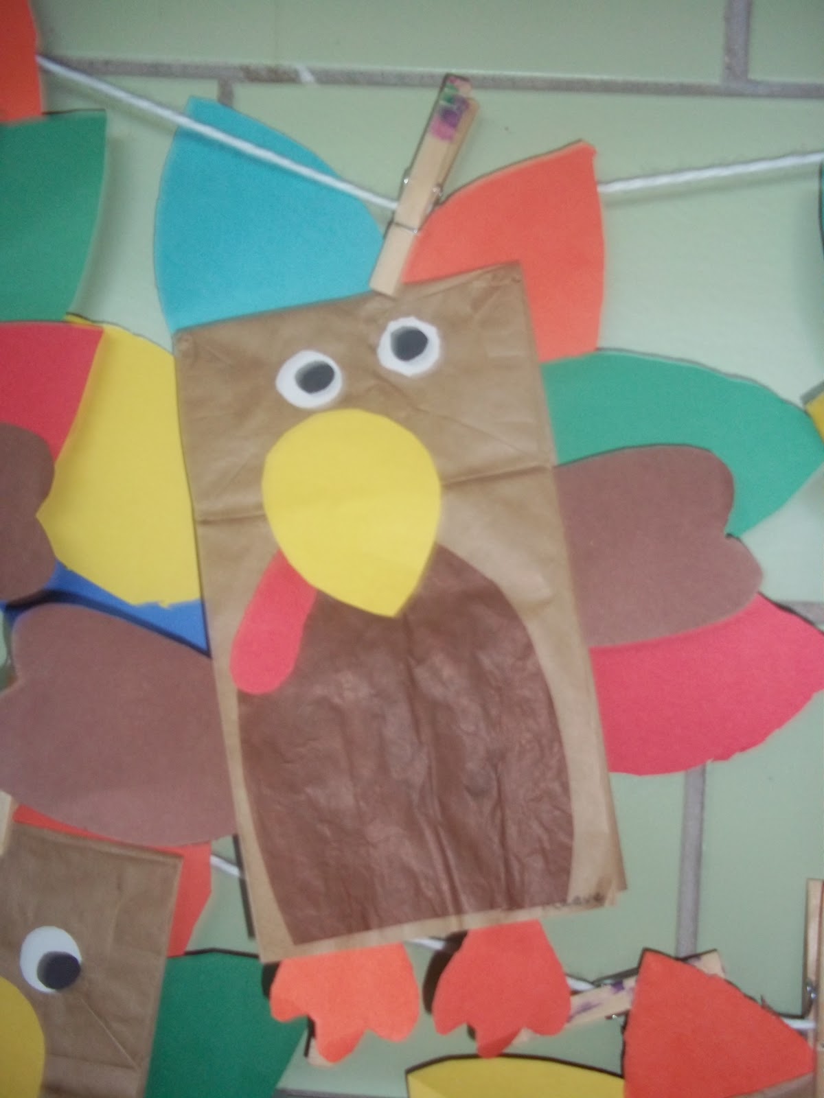 the-lovely-o-t-turkey-puppets