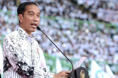 Jokowi: Guru Jangan Ruwet Urus Administrasi