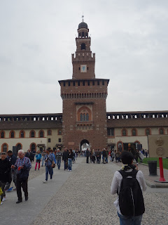 Castello Sferzesco com guia em MIlão