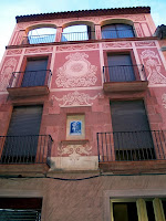 Façana amb esgrafiats al carrer Nou de Martorell