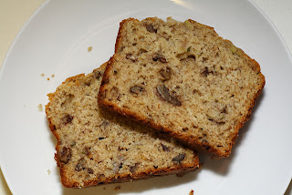 Deliciousness: Grandma's Banana Nut Bread