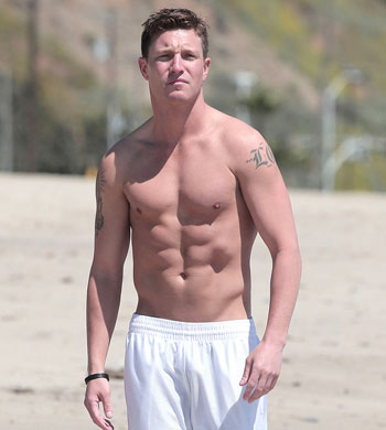 Fashion And The City: Lane Garrison’s Shirtless Beach Jog [PHOTOS]