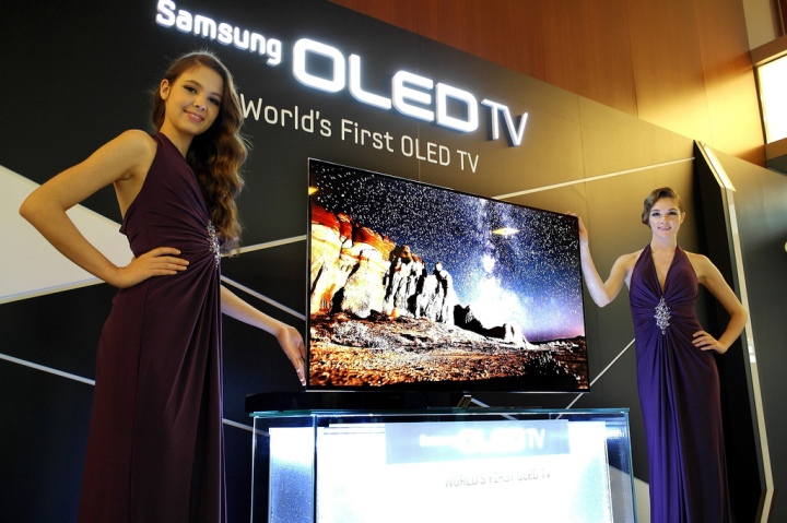 Samsung+OLED+Smart+TV+55-inch+2012+%25283%2529.jpg