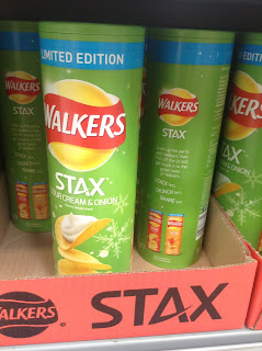 walkers stax sour cream and onion