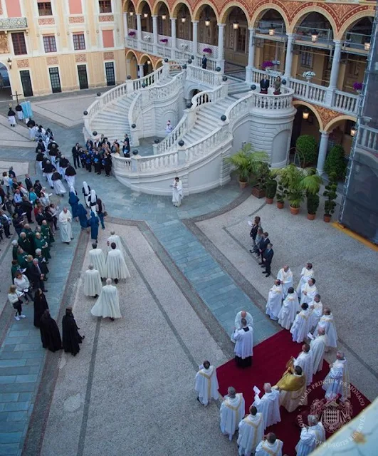 Prince Albert and Princess Caroline attended the celebrations of the Corpus Christi from the Gallery of Hercules at the Prince's Palace of Monaco. Princess Caroline style wore Lace dress spring summer 2016 dress fashion