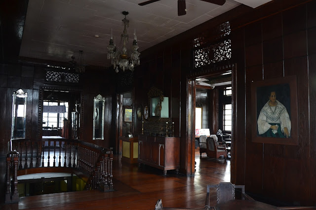 thingstodoinsingapore: Batangas: Museo Apacible Lemery Highway inwards the town of Taal inwards Batangas thingstodoinsingapore: Batangas: Museo Apacible