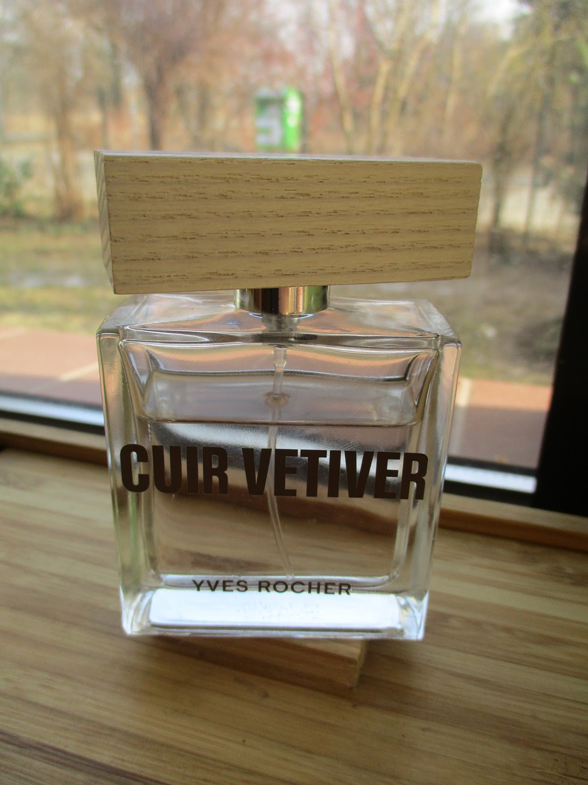 Moje recenzje kosmetyków Yves Rocher : Woda toaletowa Cuir Vétiver 50 ml