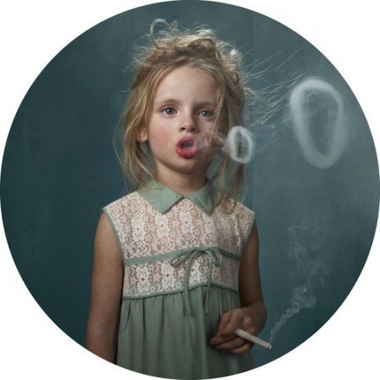 Frieke Janssens. Smoking Kids