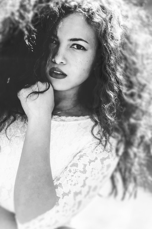As lindas modelos nas fotografias fashion em preto e branco de Arti Frederic Arti Frederic 500px arte fotografia mulheres modelos francesas beleza sensuais preto e branco