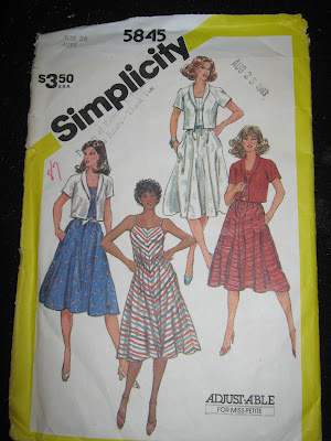 Simplicity 5845 Sundress pattern www.sewplus.blogspot.com