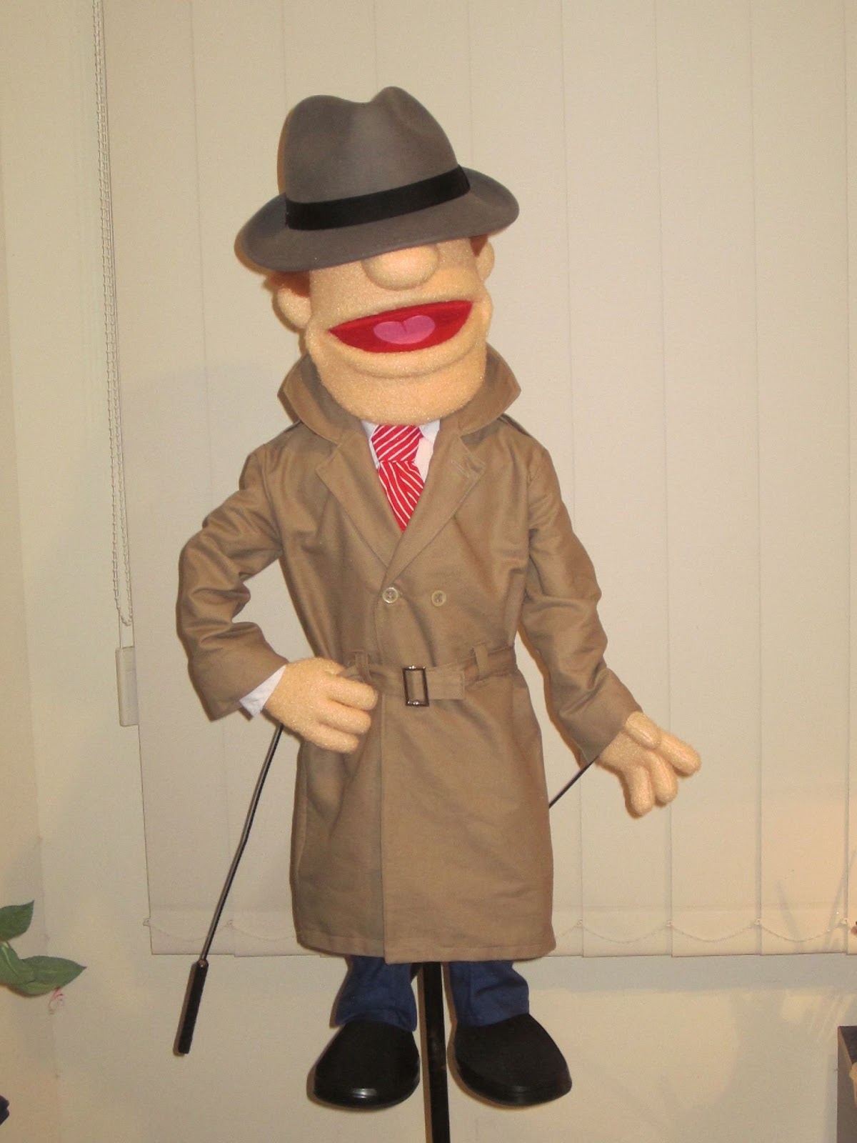 jarrod boutcher puppets Detective puppet