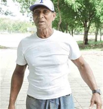 Oscar Matos, más de 60 años vinculado a la pelota en Barahona