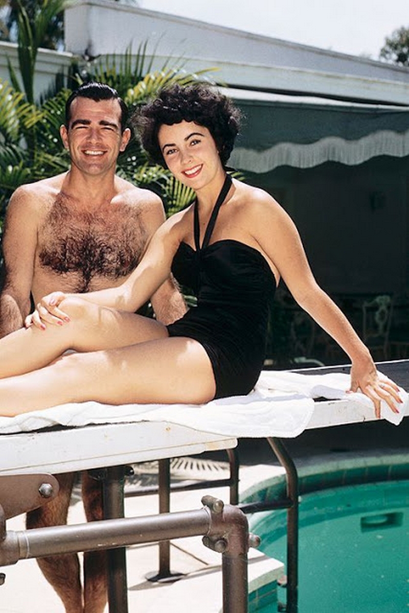 Vintage Photos of Elizabeth Taylor in Bathing Suits - Lightning Photographer