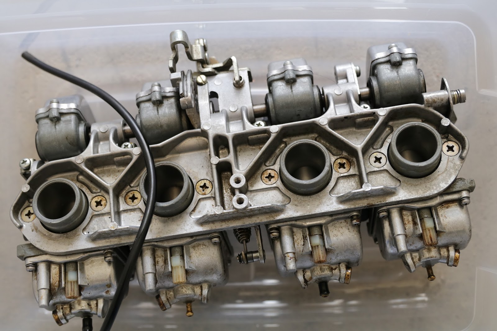 OldMotoDude Carburetor Cleaning Experiment Seafoam bath