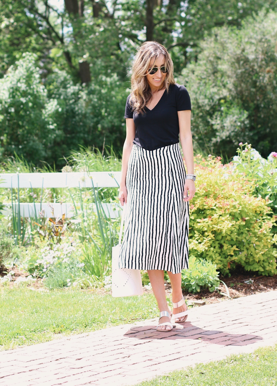 black and white // summer skirts Lilly Style