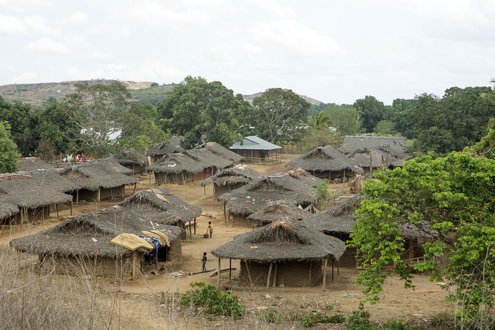 Soffia il vento dell'est Madagascar 33 La strada per Maevatanana