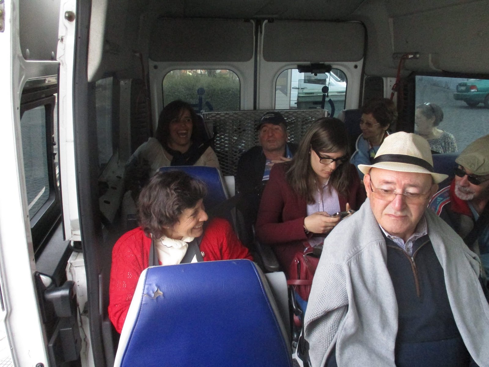 (RE)ATIVAR Ver o Filme "O Pátio das Cantigas"(novo)