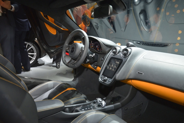 2017 McLaren 540C Vehicle Specs