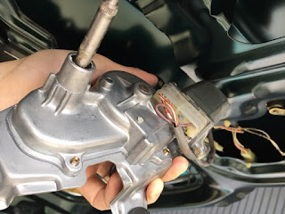 ミラジーノのリアワイパーモーター