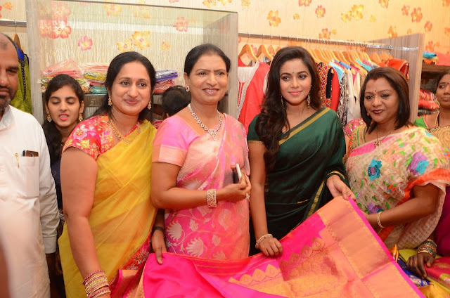Actress Poorna Launches SR fashion Studio at Banjara hills. Actress Poorna Launches SR fashion Studio at Banjara hills.