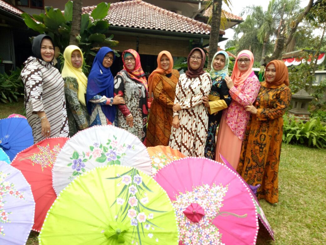 Meciko66 Suasana Jadul Pedesaan Bikin Hits Di Omah Cikunir Edisi De Nyonyah