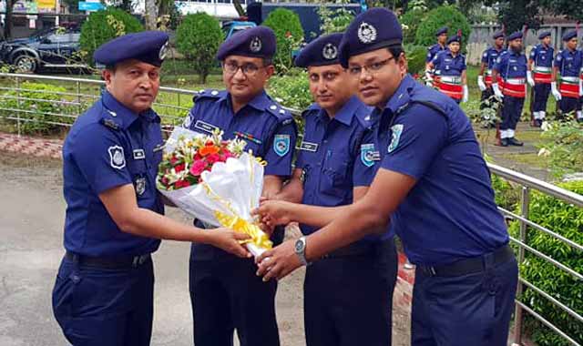 Gaibandha joined the new SP Muhammad Towhidul Islam গাইবান্ধায় যোগ দিলেন নতুন এসপি মুহাম্মাদ তৌহিদুল ইসলাম