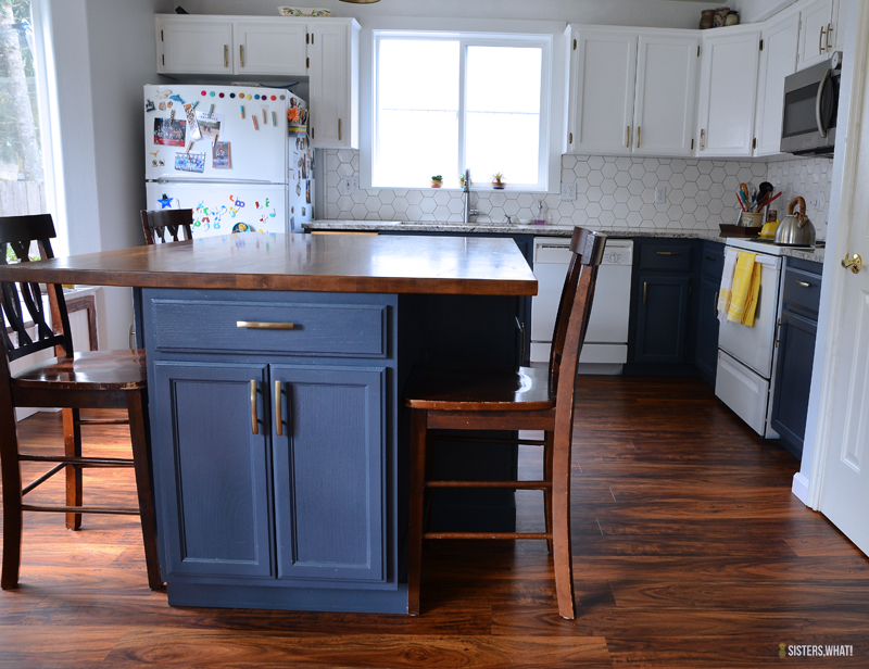 diy two toned kitchen cabinet