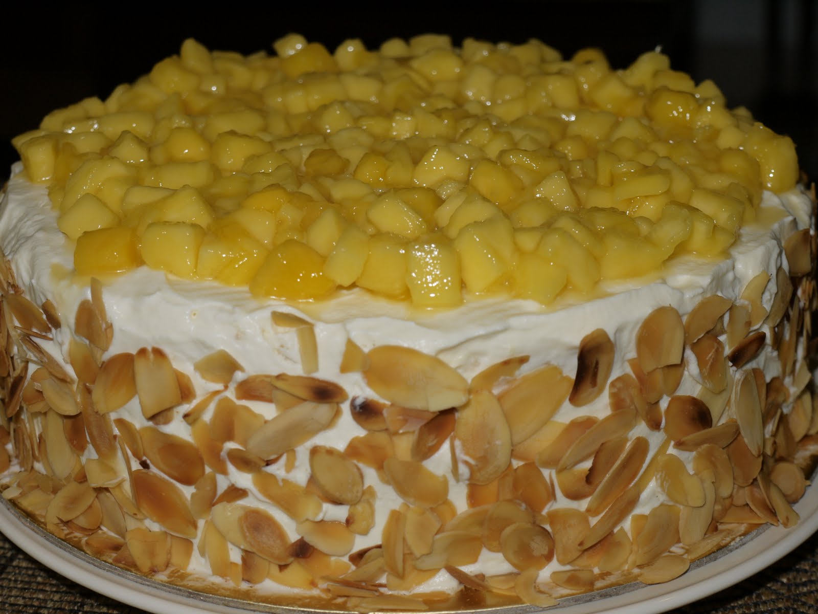 neeble neeble mango cream cake