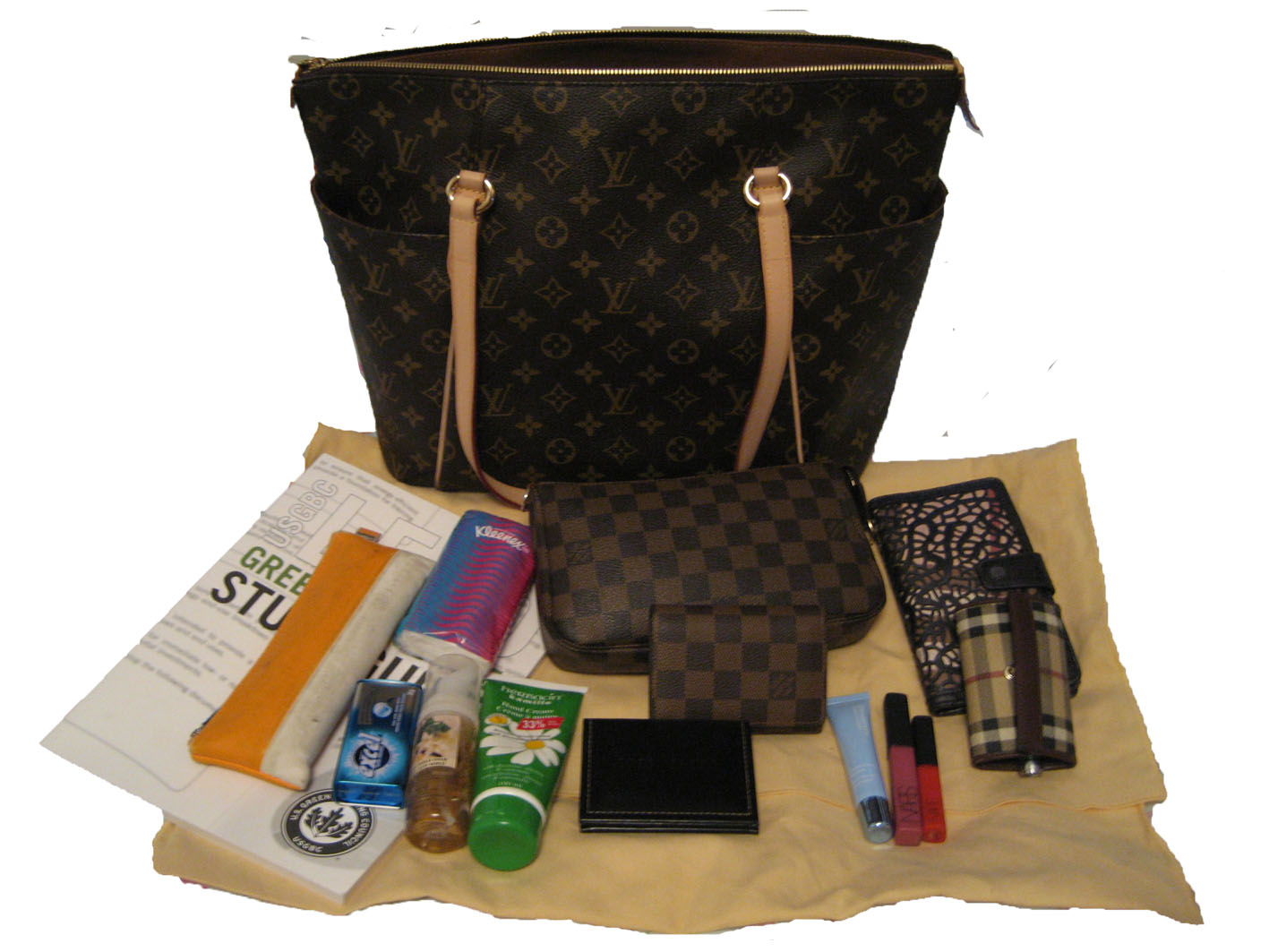 The odds are good...: recent purchase: louis vuitton totally MM in monogram + what&#39;s in my bag