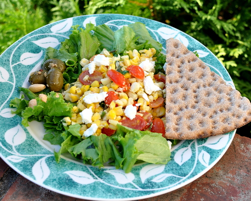Fresh Corn & Tomato Salad served as a summer salad supper ♥ KitchenParade.com, so simple, much more than the sum of its parts. Weekend Easy, Weekend Special. Easily Vegan. Weight Watchers Friendly. Low Carb. Great for Meal Prep.