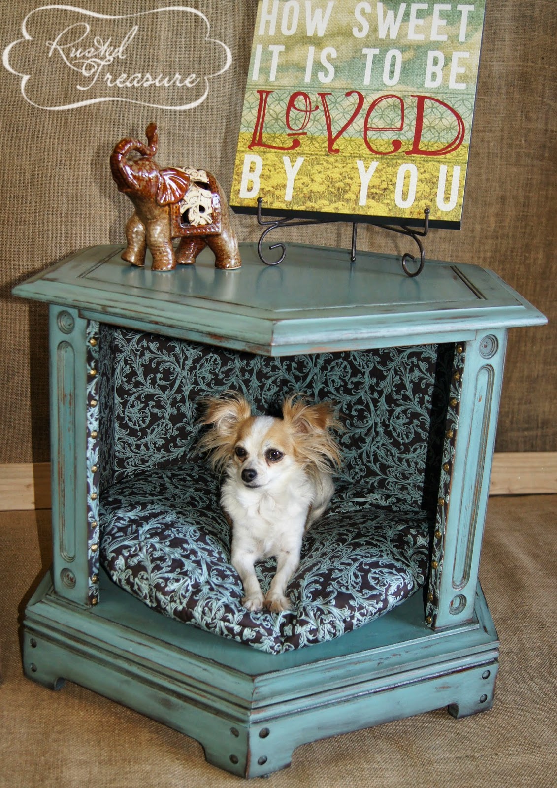 Rusted Treasure: DIY End Table Dog Beds (before and after)