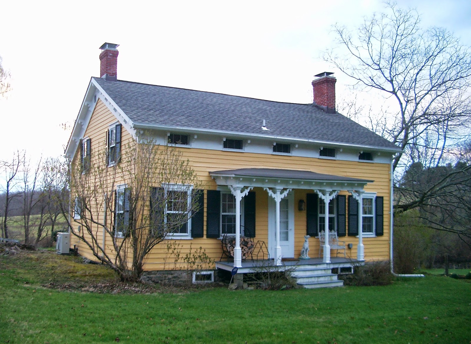 wing cottage ©linda nelson 2014