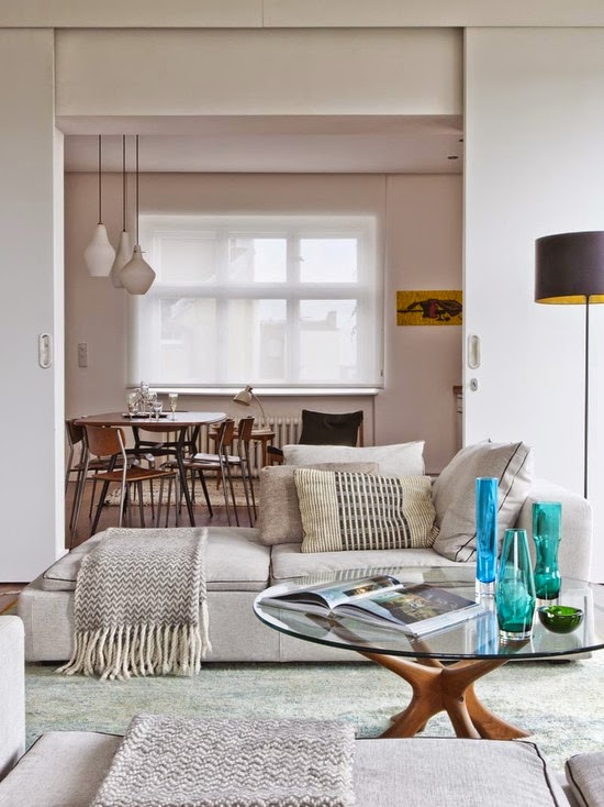 Manta decorativa en sofá