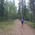 Correr descalzo por los bosques de Finlandia