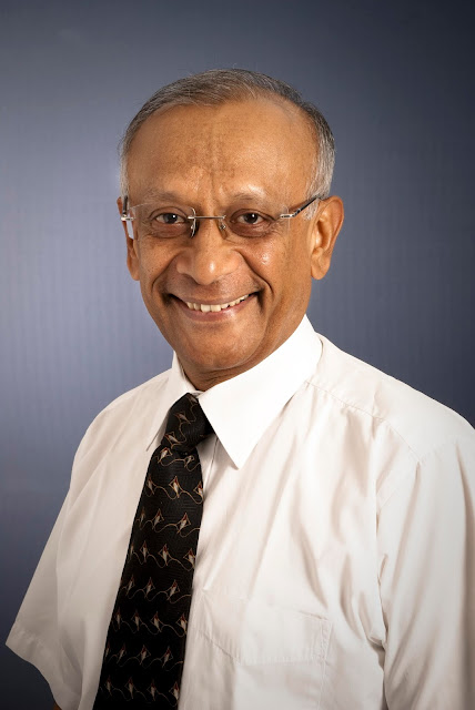 Columbia Asia Hospitals CEO awarded “Healthcare Personality of The Year” by FICCI Columbia Asia Hospitals CEO awarded “Healthcare Personality of The Year” by FICCI
