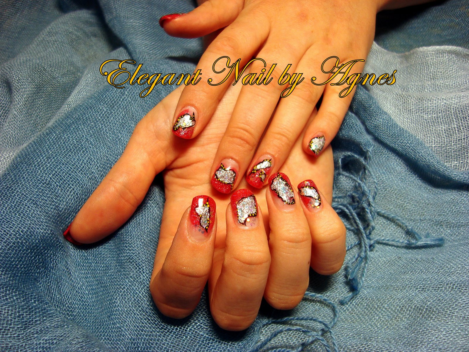 Elegant Nails by Agnes: Forever Red
