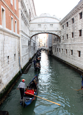 Turismo Venecia. Qué ver en Venecia en dos días. Puente de los suspiros