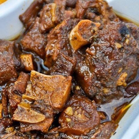 Braised Beef Oxtails Recipe