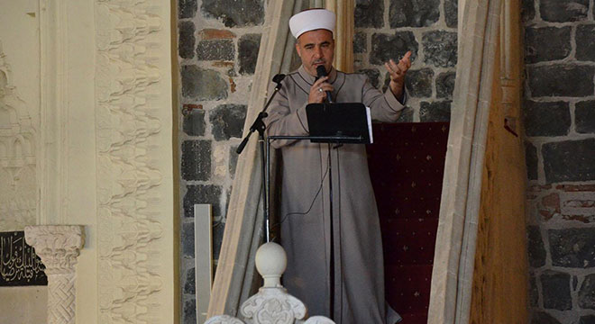 Bütün Müslümanlar Kudüs için ayağa kalkmalı Bütün Müslümanlar Kudüs için ayağa kalkmalı