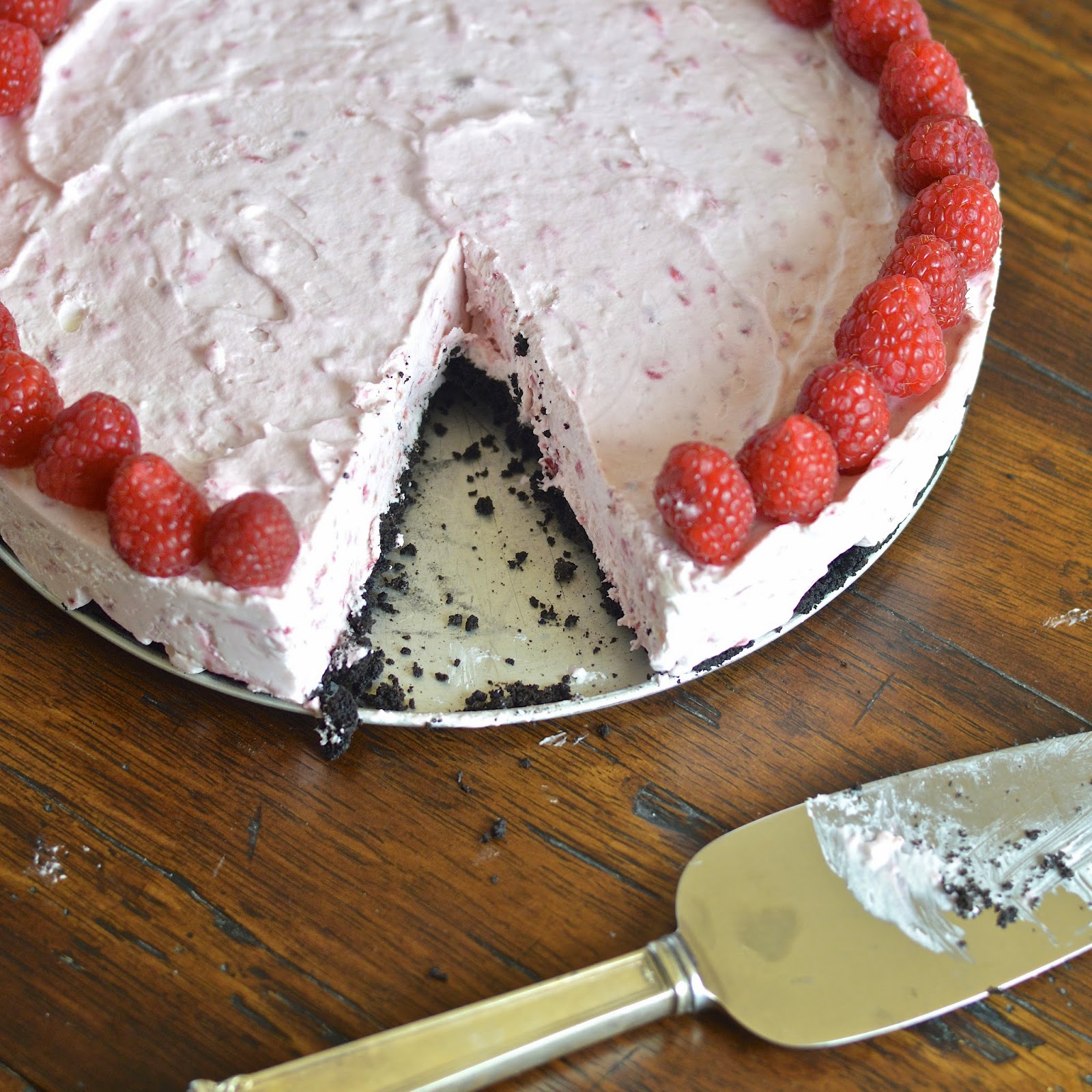 Frozen Raspberry Cheesecake | Virtually Homemade: Frozen Raspberry ...