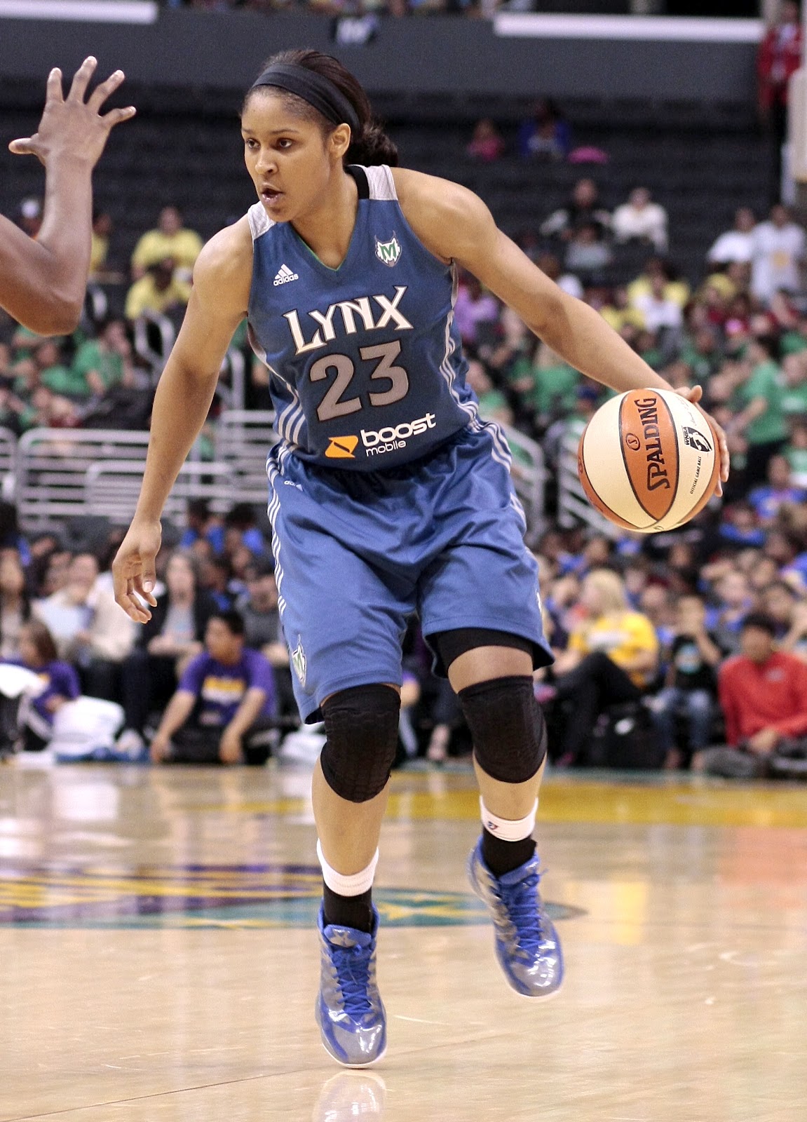 T.G. Sports: Minnesota Goes Down Swinging 96-90 Loss Against The Sparks