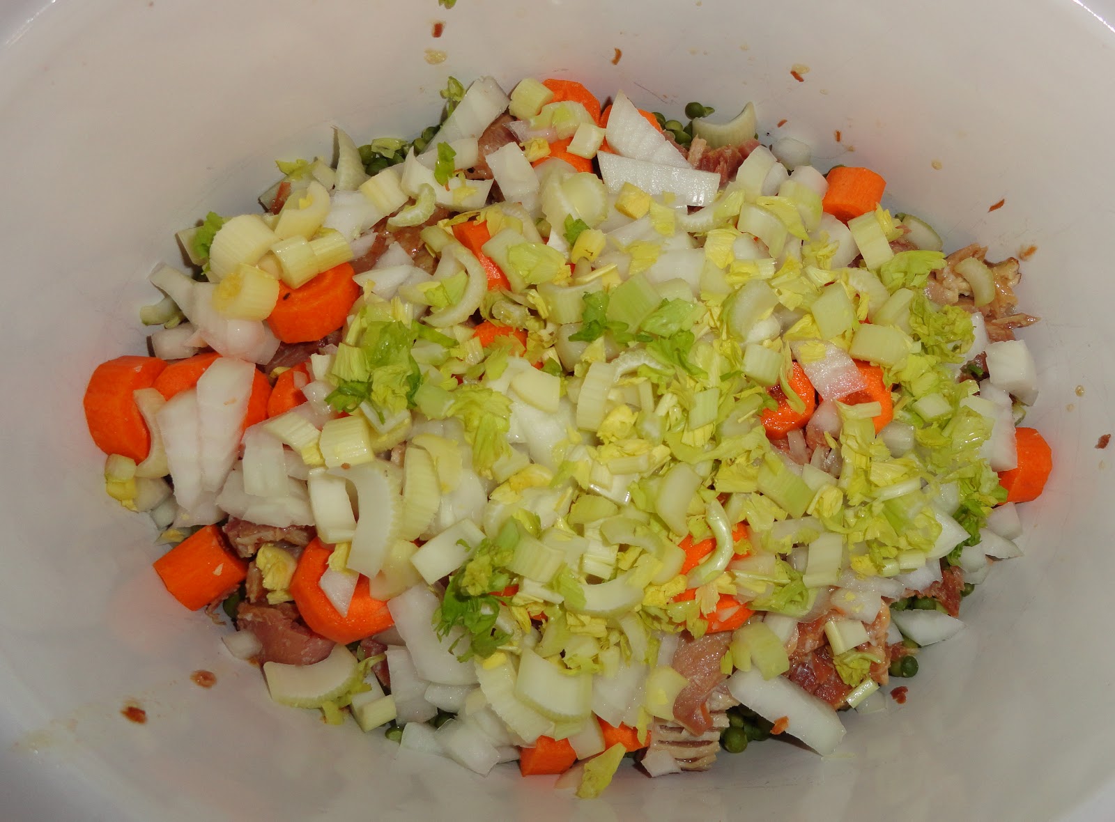 theArtisticFarmer: Awesome Split Pea & Ham Crockpot Soup