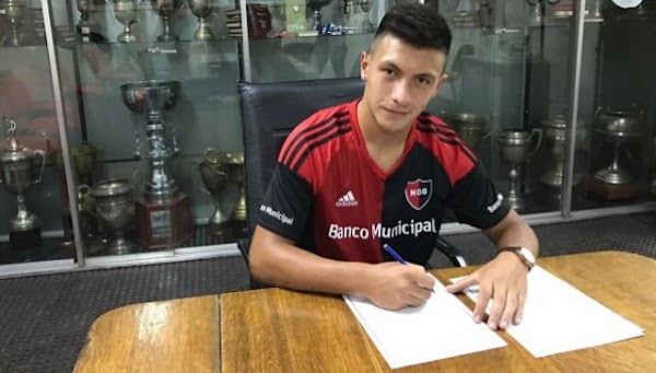 Oficial: Newell's Old Boys hace contrato hasta 2020 a Lisandro Martínez