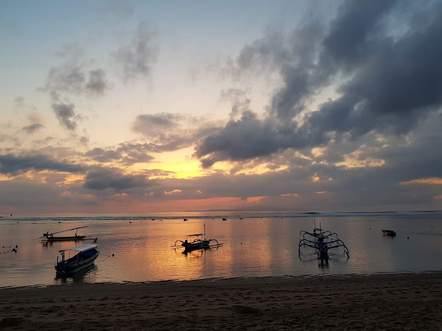 Alba Spiaggia di Sanur-Bali