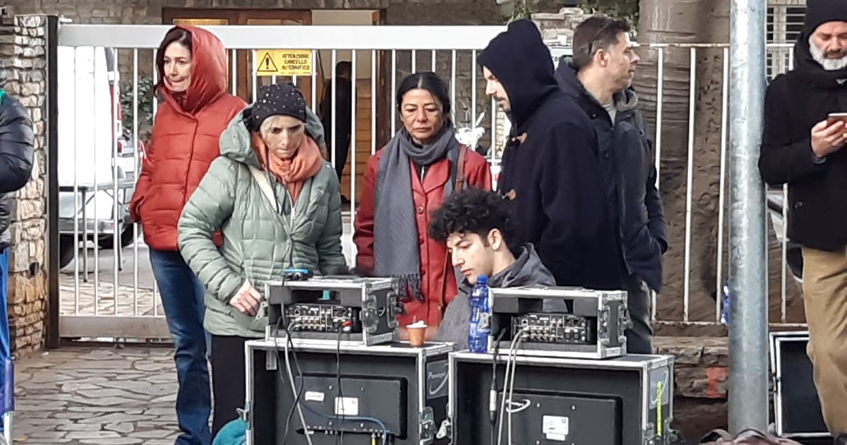 Cinema. Gli studenti della scuola "Piano Focale" sul set de "Il delitto Mattarella"